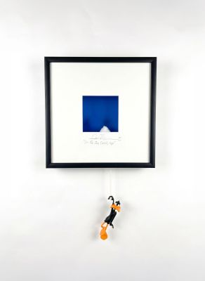 une image représentant un pingouin accrochée au mur