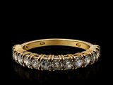 Bague en or jaune 14 carats sertie de diamants