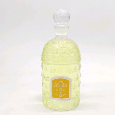 GUERLAIN. Factice d'eau de toilette "Eau de fleurs de cédrat…