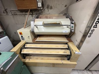 1 Façonneuse (sans marque) - L 100 P 70cm - - Photo 1