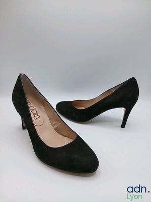 ELODIE - Paire d’escarpins noirs - P.