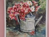 une aquarelle représentant un arrosoir contenant des fleurs