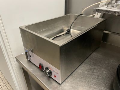 Toaster TOAST O MATIC SOFRACA et un bain marie PROINNOV 8700… - Photo 1