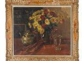 tableau représentant un vase de fleurs et une théière posés sur une table