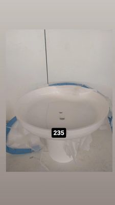 Lavabo circuliare diametre 95cm, avec pied, de la marque Ide…