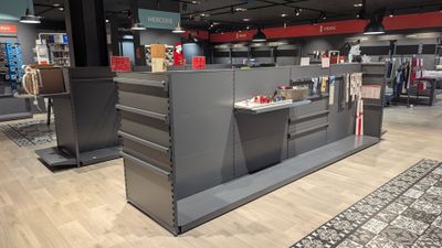 ENSEMBLE de mobilier d'agencement (hors stock) comprenant :