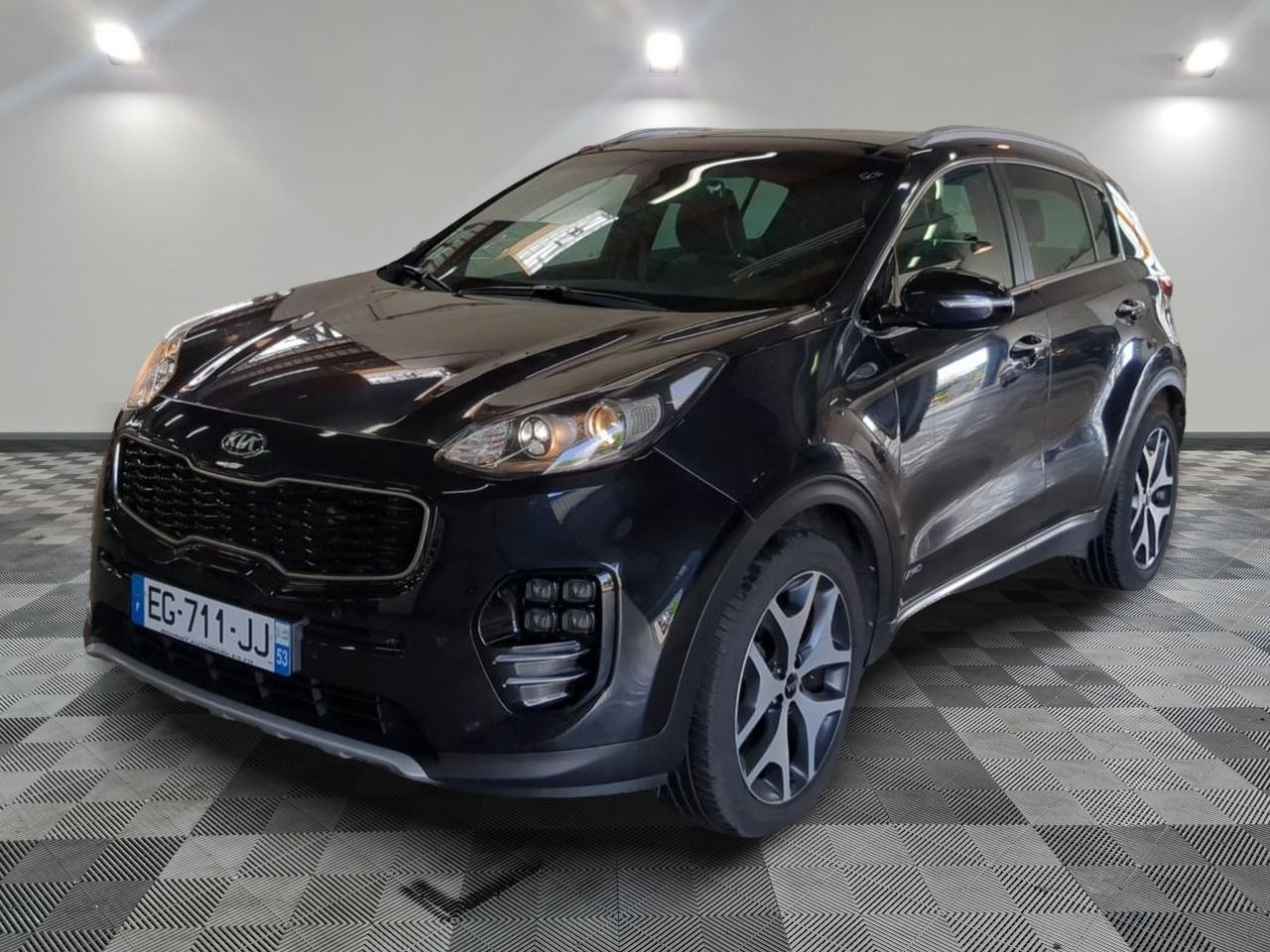 KIA - SPORTAGE 2.0 CRDI 136 4X4 BVA6 GT LINE - GO - Mise en service: 28/10/2016 - Vente strictement réservée aux prof...