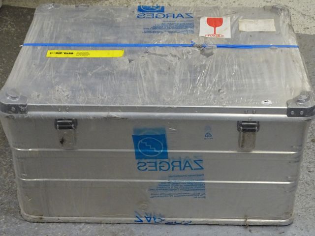 Malle en alu neuve 78x57xH : 41