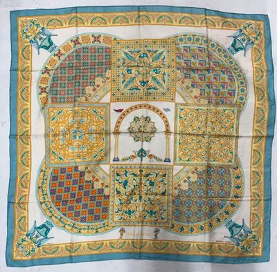 Carré Hermès - Ciels Byzantins - Doré et Bleu - Photo 1