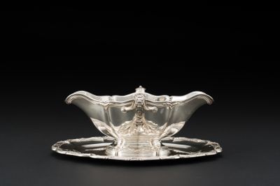 Saucière et son dormant ainsi que sa doublure en argent 950‰… - Photo 1