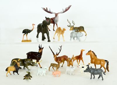 Assortiment d'Animaux en Plastique Peint — 10 Pièces - Photo 1