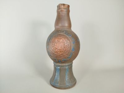 Edgard AUBRY (1880-1943) : vase verseur en céramique à panse…