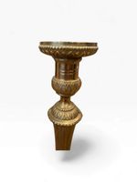 Paire de bougeoirs en bronze doré. (photo 3)