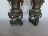 Grande paire de lampes à pétrole, fûts, montures et socles e… (photo 3)