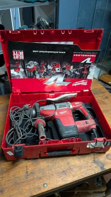 Lot DE 2 Outillages Bosch
