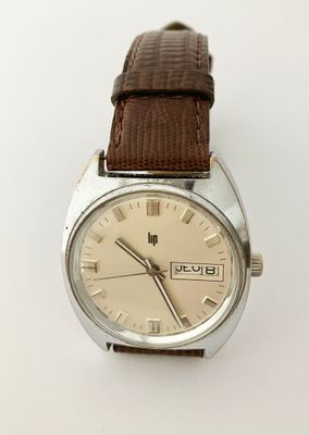 LIP : MONTRE d'homme, mouvement automatique, boitier tonneau…