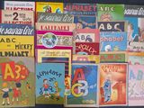 de nombreux livres pour enfants exposés sur une table