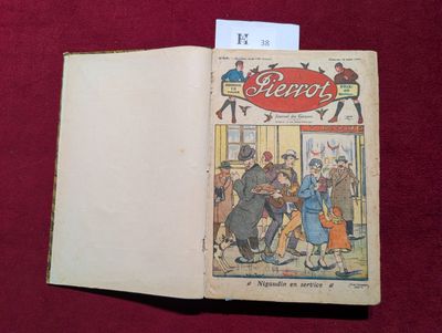 un livre sur lequel figure une photo de personnes