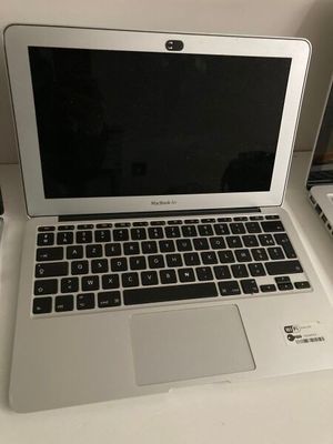1 Macbook Air 11 pouces - Photo 1