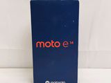 a close up of a box of motorola e4
