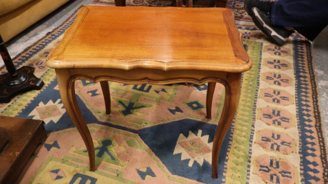Petite table basse moderne