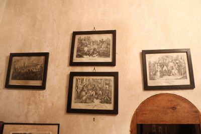 Ensemble de cinq gravures en noir dont Départ pour la chasse… - Photo 1