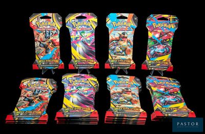 Le jeu de cartes à collectionner Pokémon comprend six paquets de cartes Pokémon.