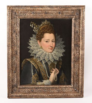 un vieux tableau représentant une femme en robe noire avec un col en dentelle blanche