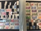 deux photos de timbres différents accrochées au mur