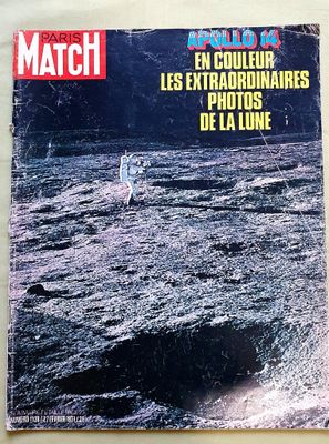 une image représentant un magazine sur lequel figure la photo d'un astronaute sur la Lune