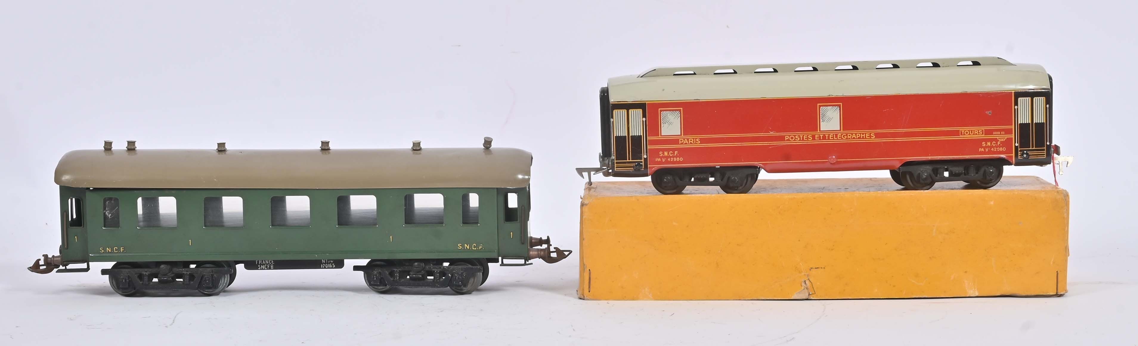 Objets d'art & Curiosités