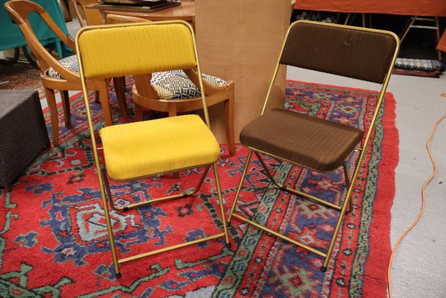 LAFUMA CHANTAZUR : Paire de chaises pliantes en laiton année 70 g...