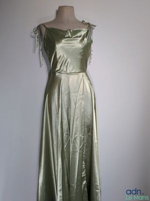 une image d'une robe sur un mannequin, un mannequin, un mannequin, un mannequin, un mannequin, un mannequin, un mannequin, un mannequin, un mannequin, un mannequin, un mannequin, un mannequin, un mannequin, un mannequin, un mannequin, un mannequin, un mannequin, un mannequin, un mannequin, un mannequin, un mannequin, un mannequin, un mannequin, un mannequin, un mannequin, un mannequin, un mannequin, un mannequin, un mannequin, un mannequin, un mannequin