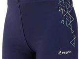Les maillots de bain pour femmes sont ornés d'un motif géométrique