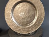 a lot of plates that are stacked on top of each other