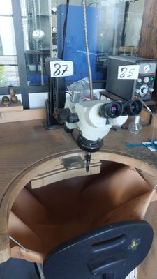a camera that is sitting on top of a desk