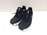nike air prestofe running shoes in black and white
