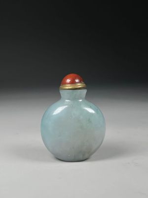 flacon à tabac chinois en verre bleu avec couvercle doré