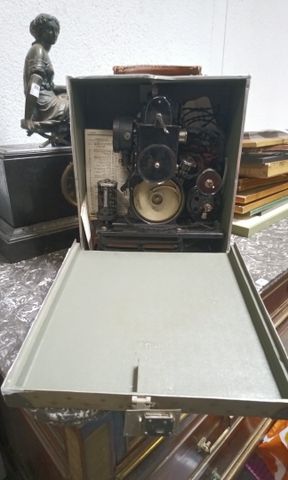 Pathé Baby, projecteur ancien