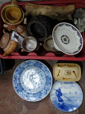 LOT d'objets en faïence ou terre-cuite :