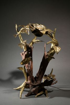 Philippe LAMBERT (1957) Lampe à poser en métal patiné et dor…