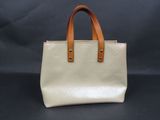 Sac cabas Louis Vuitton en cuir beige à motif Monogramme