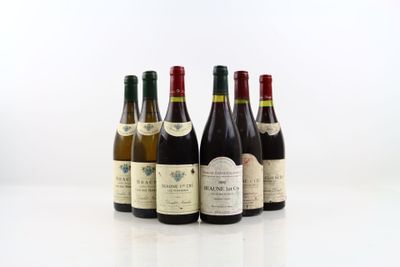 Réunion de 6 bouteilles de BEAUNE en bon état, poussiéreuses…