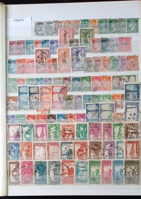 Colonies. ALGERIE. + de 410 timbres tous différents.