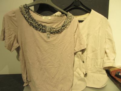 375.58 - Veste + Tee Shirt Villa Bleue .