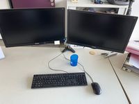 un ordinateur HP avec deux écrans PHILIPS sur bras articulé (photo 2)