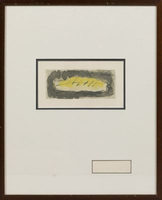 tableau représentant un poisson dans un cadre marron sur fond blanc