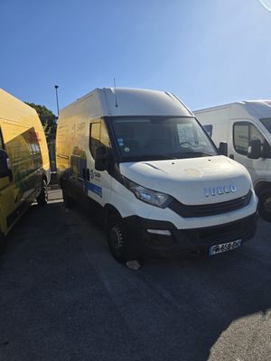 IVECO DAILY 35S14 V11. Pour obtenir le contrôle technique ou…