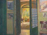 un tableau représentant une pièce avec des portes vertes et des tableaux accrochés au mur