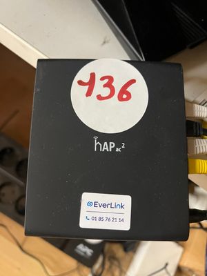 Ensemble de matériels informatique comprenant notamment : - …